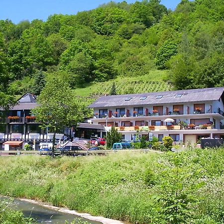 Landhotel Weinhaus Treis Weinähr Zewnętrze zdjęcie