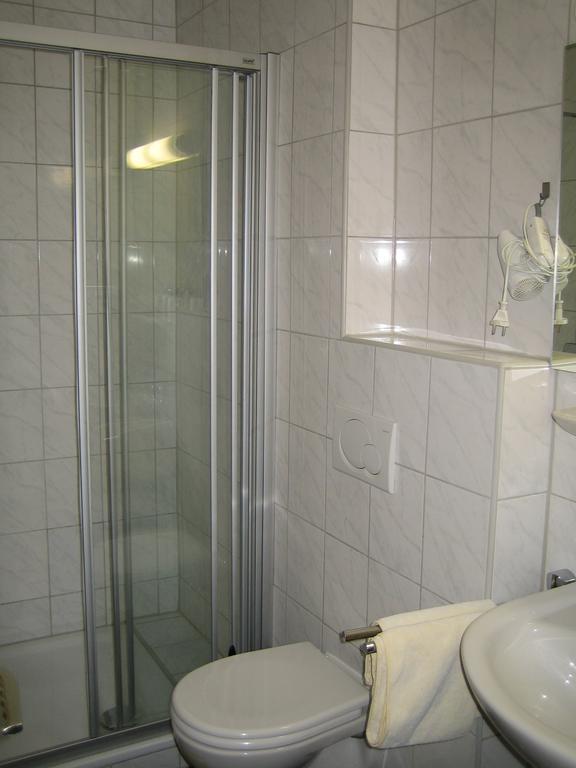 Landhotel Weinhaus Treis Weinähr Pokój zdjęcie